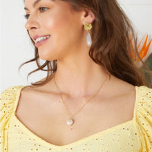 Load image into Gallery viewer, Palm Tree Pearl Necklace