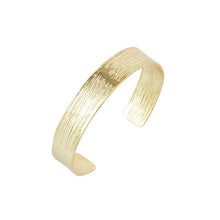 Load image into Gallery viewer, Classic Brushed Gold Bangle