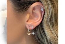 Load image into Gallery viewer, Cohan Silver Hoop Star Earrings